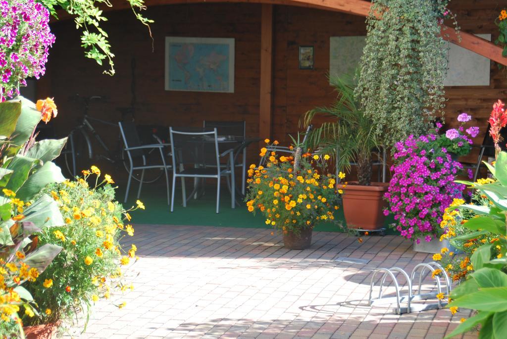 Pension Борна Экстерьер фото